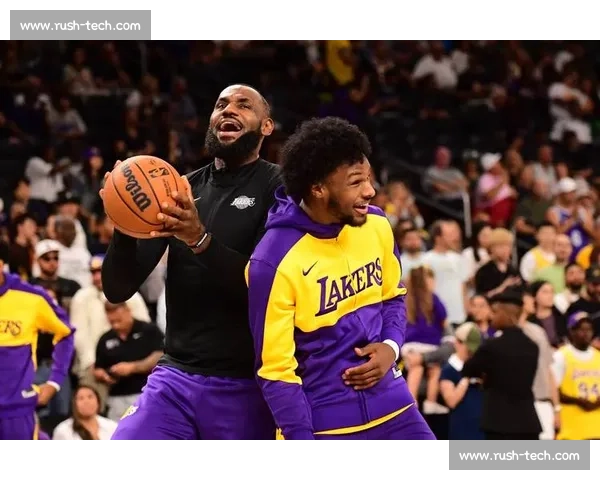 ESPN 制片人钦点詹姆斯:退役后或成战术分析标杆 ESPN 制片人钦点詹姆斯:退役后或成战术分析标杆