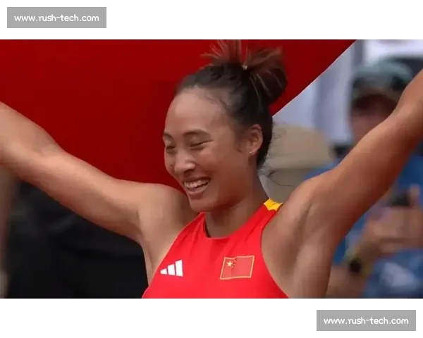 14 岁归化少女首秀夺亚军!身高 180 创 WTA 历史,郑钦文接班人横空出世 14 岁归化少女首秀夺亚军!身高 180 创 WTA 历史,郑钦文接班人横空出世