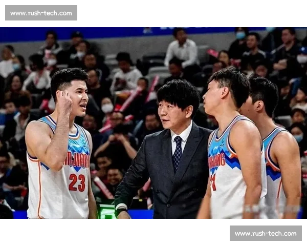 莫泰 CBA 血泪史:23.7 分 13.6 板背后的 “挨打” 日常,伤病与裁判成身体双重暴击 莫泰 CBA 血泪史:23.7 分 13.6 板背后的 “挨打” 日常,伤病与裁判成身体双重暴击