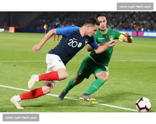 法甲焦点大战里昂迎战马赛宿敌对决引爆全场期待争夺欧战席位与荣耀之夜 法甲焦点大战里昂迎战马赛宿敌对决引爆全场期待争夺欧战席位与荣耀之夜